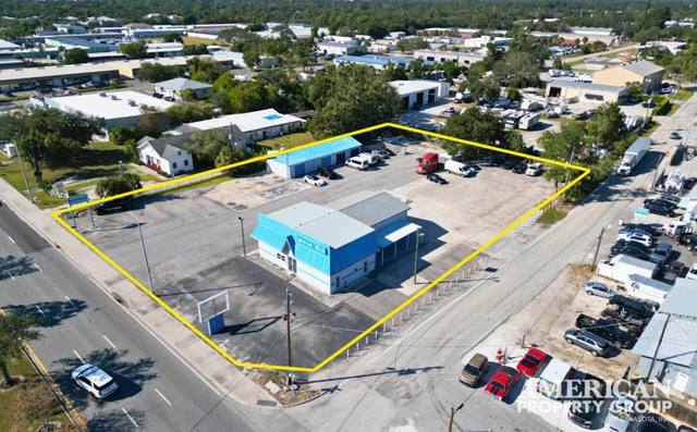 Auto Sales Property for Lease — Industrial / Retail for lease in Sarasota, FL