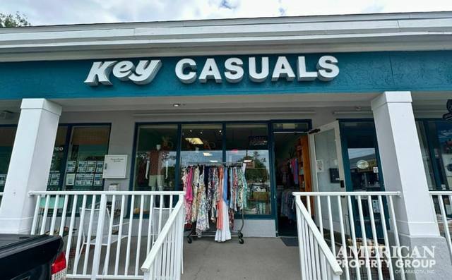 Siesta Key Retail Store — Retail for sale in Siesta Key, FL